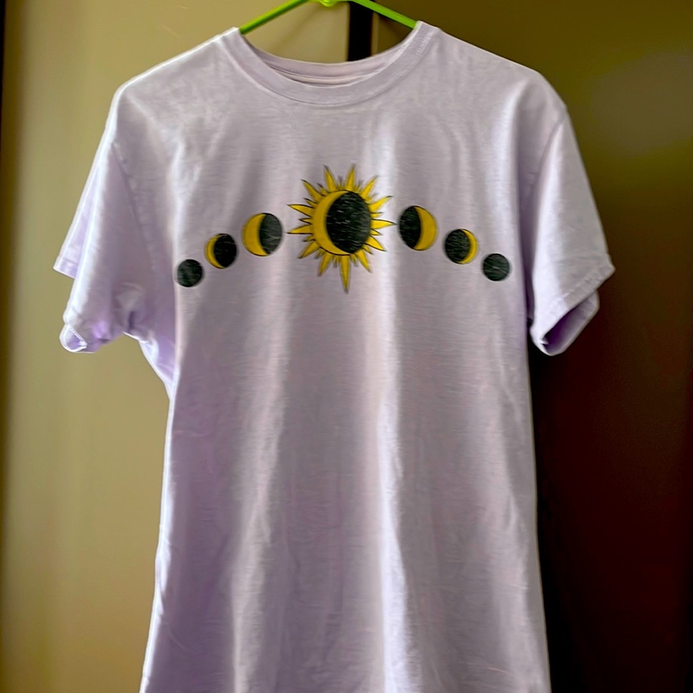 Men’s Medium Lunar T shirt